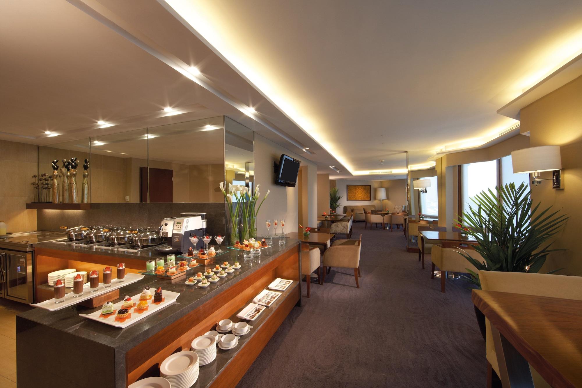 Millennium Hotel Sirih Джакарта Екстериор снимка