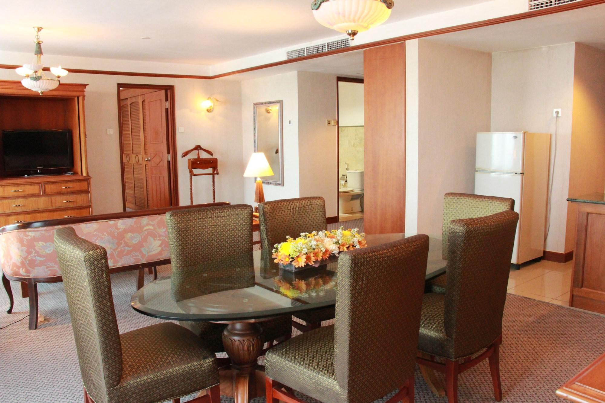 Millennium Hotel Sirih Джакарта Екстериор снимка