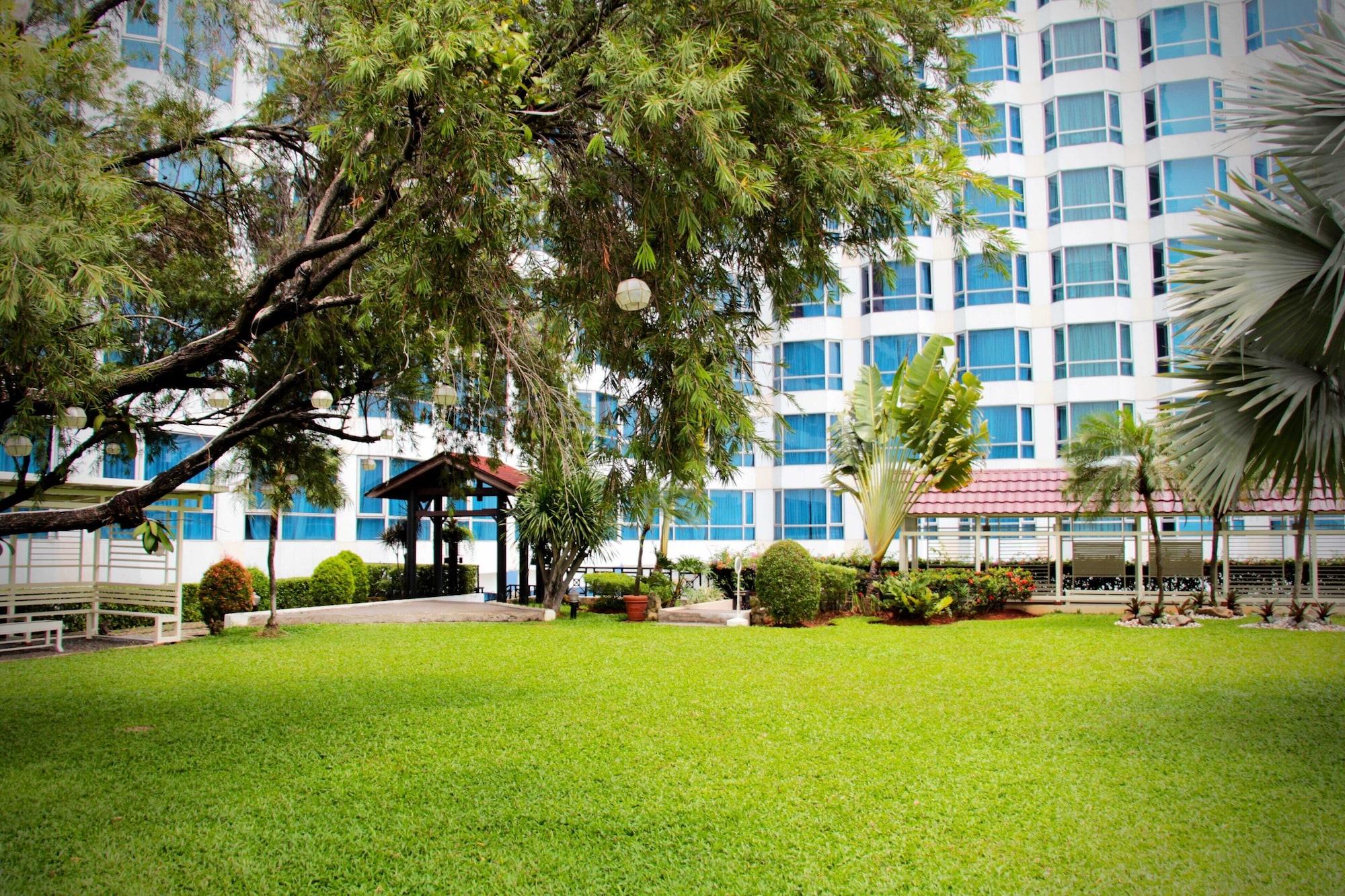 Millennium Hotel Sirih Джакарта Екстериор снимка