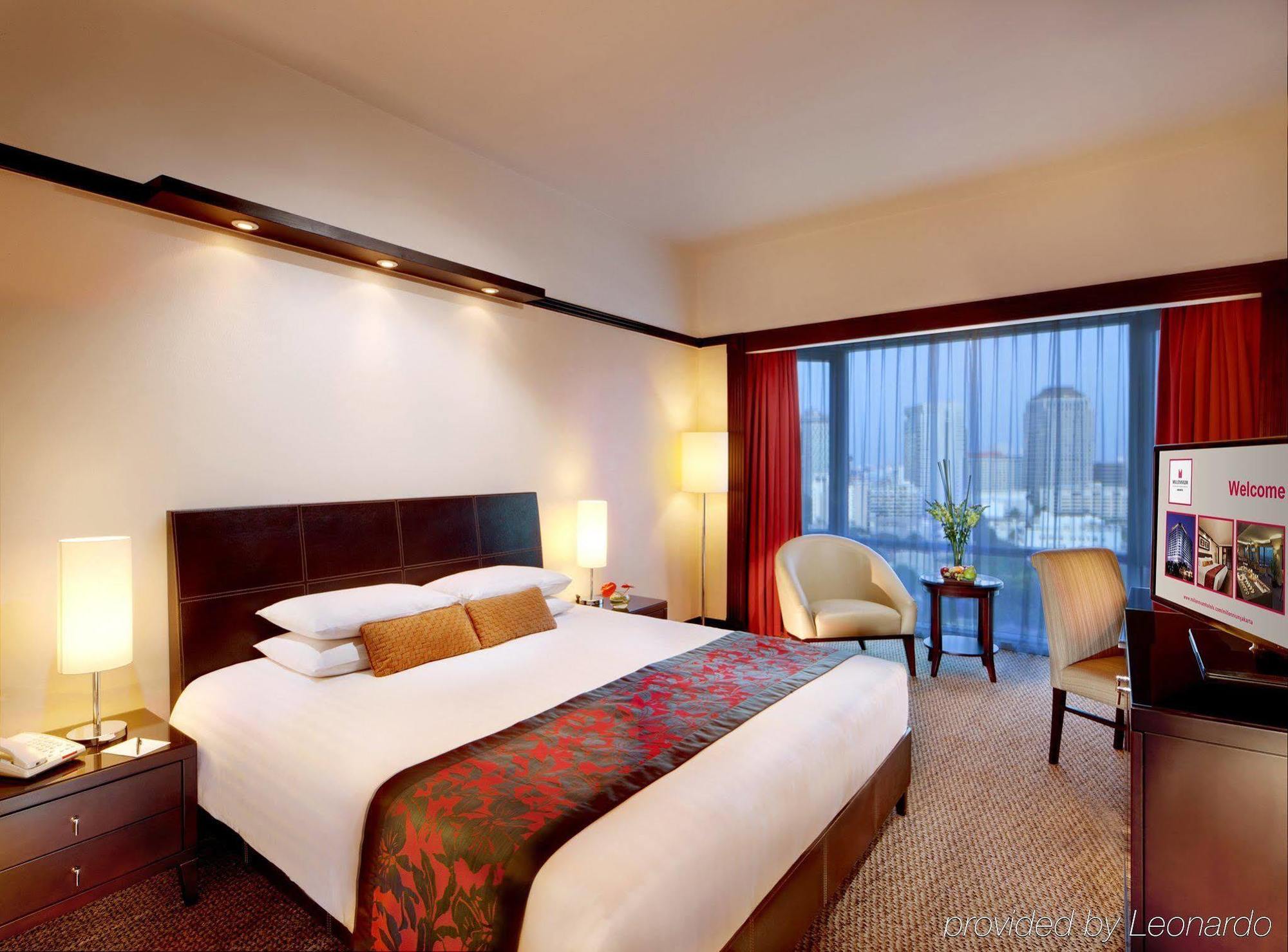 Millennium Hotel Sirih Джакарта Екстериор снимка