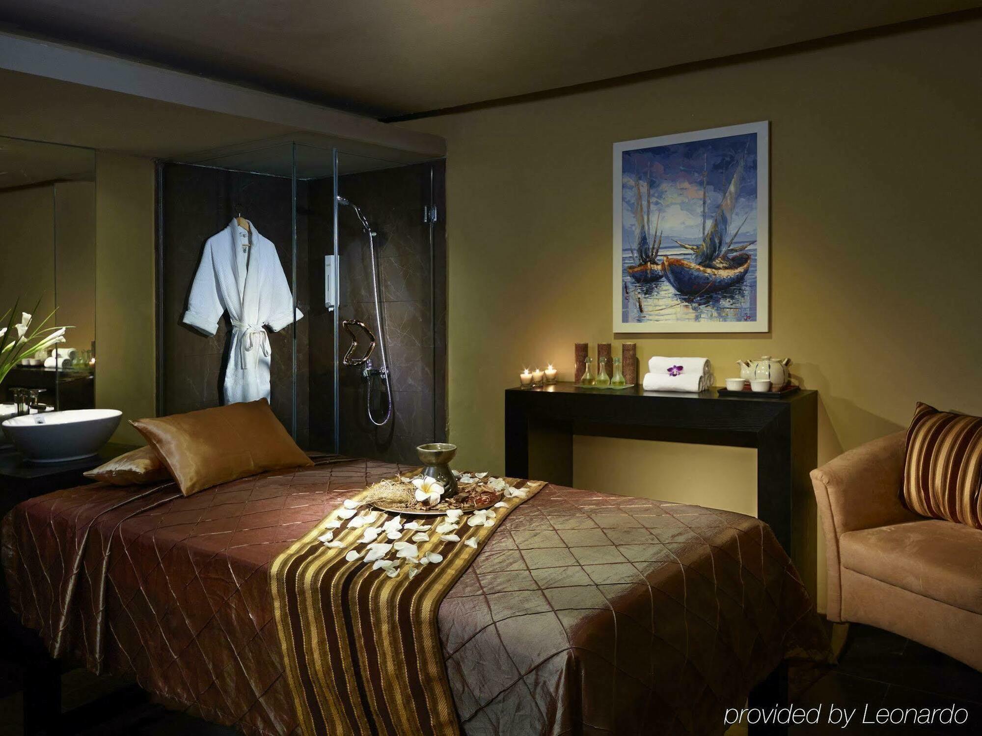 Millennium Hotel Sirih Джакарта Екстериор снимка