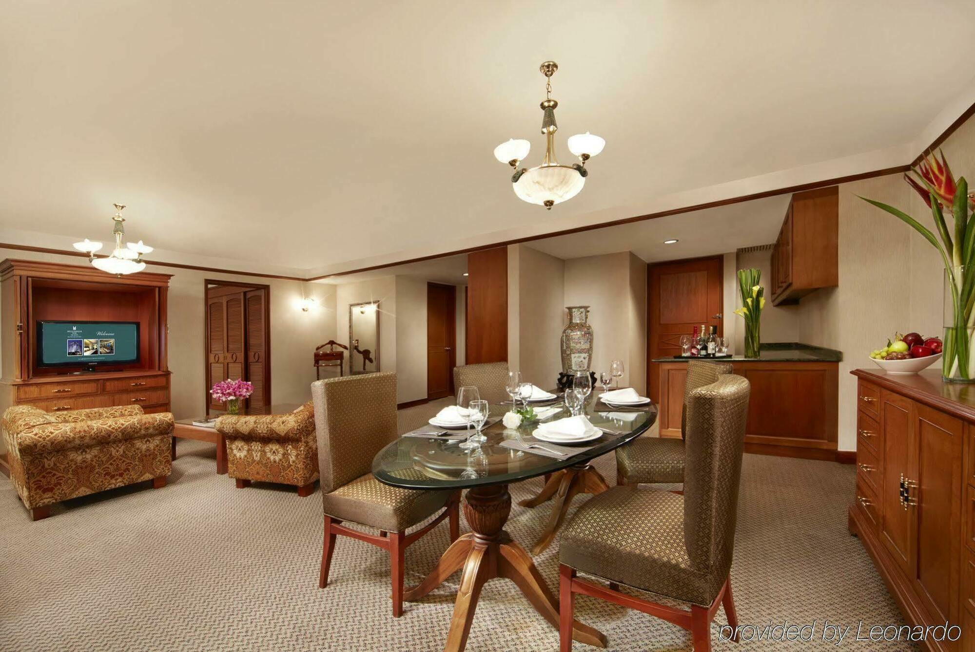 Millennium Hotel Sirih Джакарта Екстериор снимка